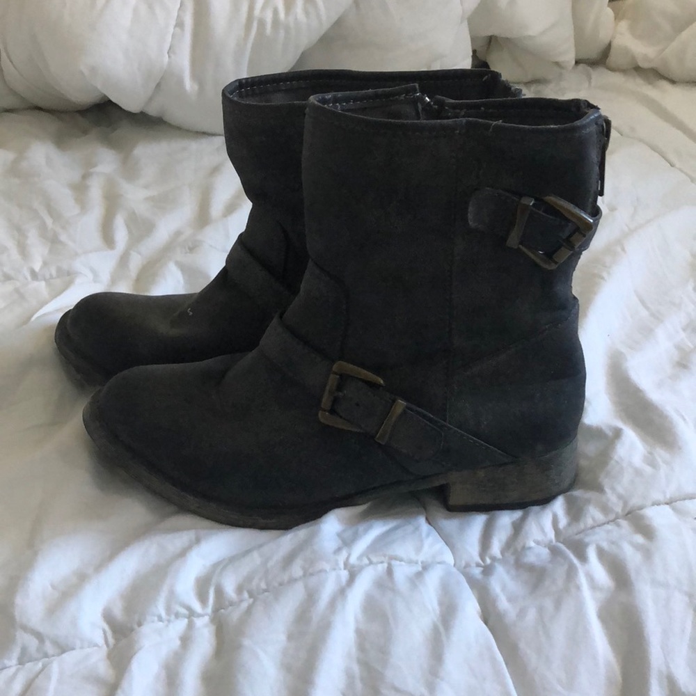 Grey buckle boots